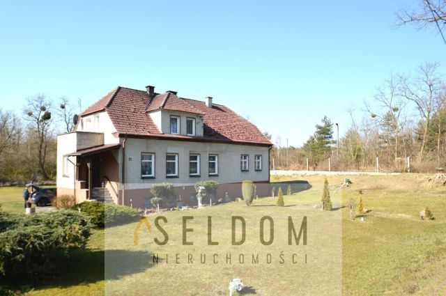 dom wolnostojący, 6 pokoi Karłowice. Zdjęcie 1