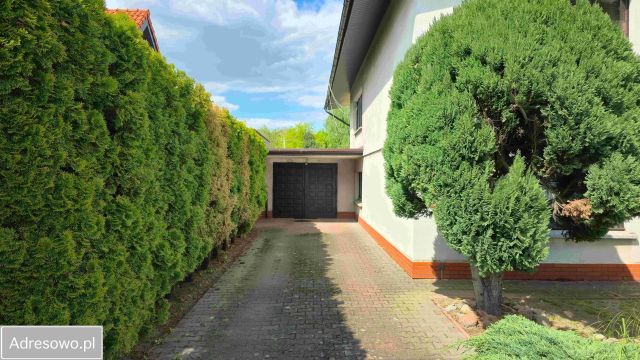 dom wolnostojący, 8 pokoi Ostrów Wielkopolski, ul. kard. M. Ledóchowskiego. Zdjęcie 6