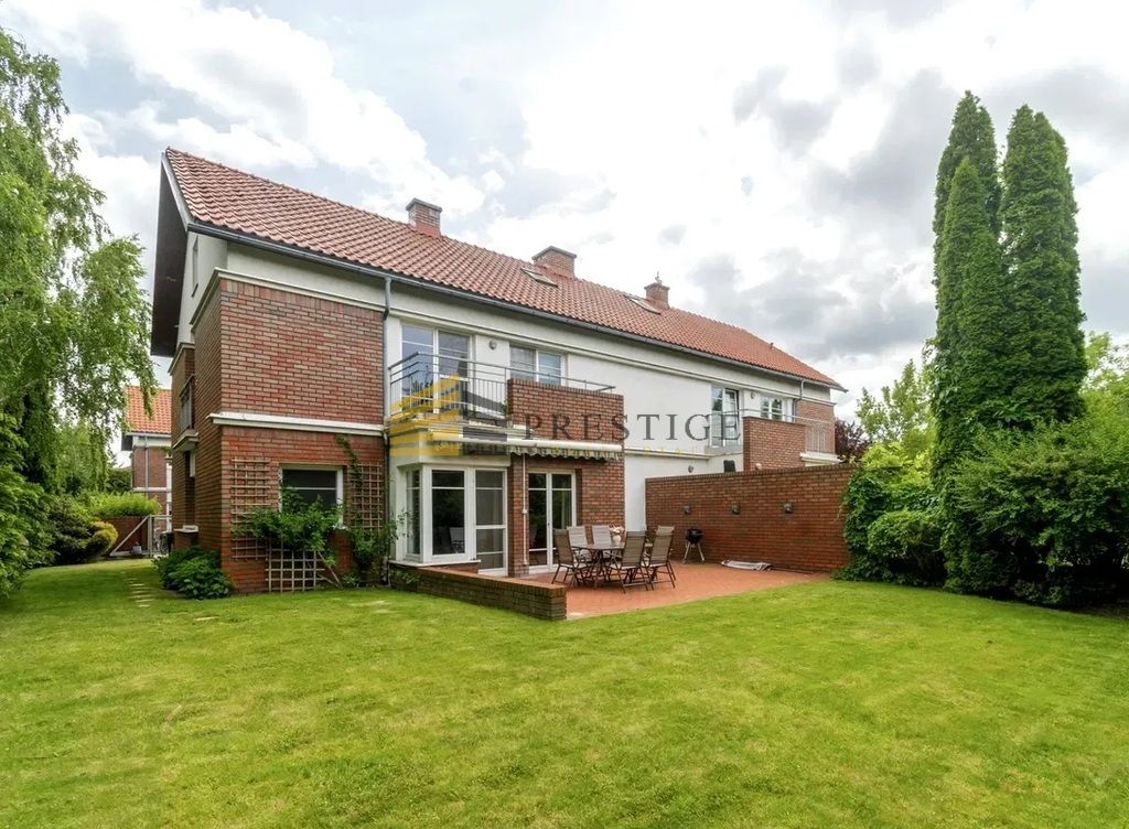 dom szeregowy, 4 pokoje Bielawa, ul. Warszawska. Zdjęcie 13