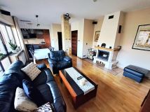 Mieszkanie 5-pokojowe Józefosław, ul. XXI Wieku. Zdjęcie 2