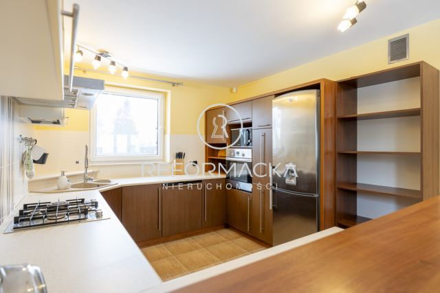 dom wolnostojący, 6 pokoi Stobierna. Zdjęcie 9