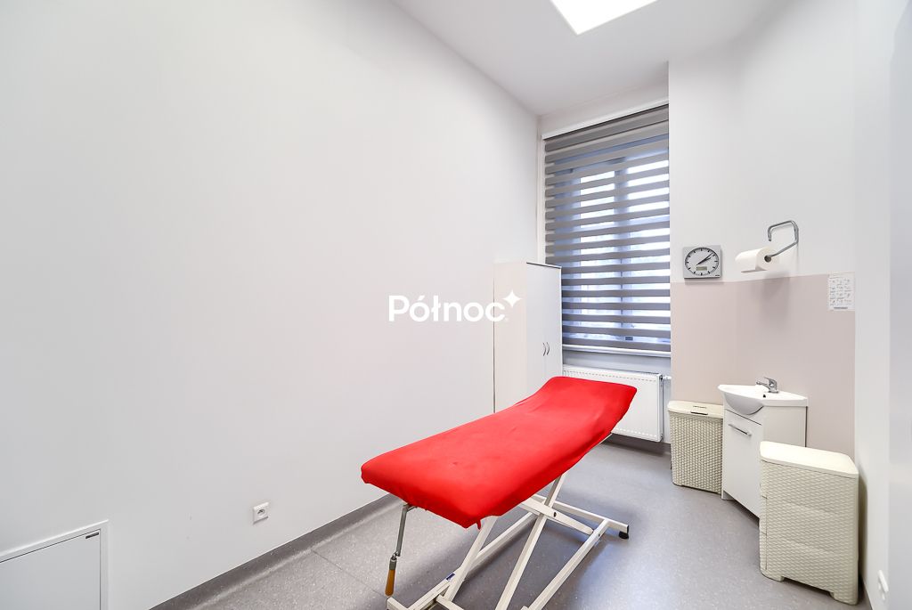 Nieruchomość komercyjna Bytom, ul. Stefana Batorego. Zdjęcie 17