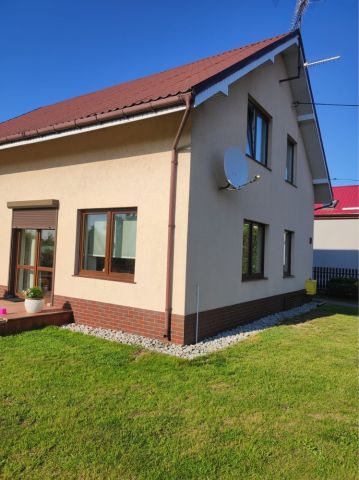 dom wolnostojący, 6 pokoi Trzebiatów. Zdjęcie 1