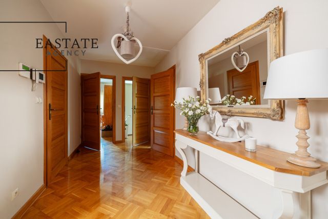 dom wolnostojący, 9 pokoi Wołomin. Zdjęcie 7