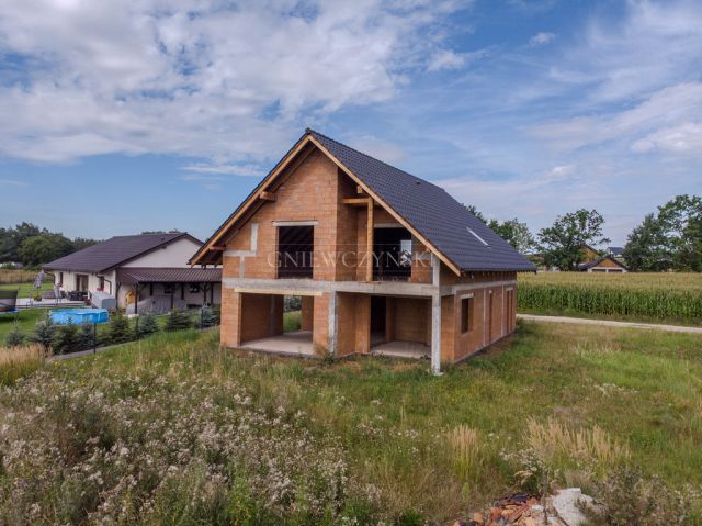 dom wolnostojący, 6 pokoi Otmuchów, ul. Turkusowa. Zdjęcie 1