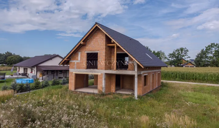 dom wolnostojący, 6 pokoi Otmuchów, ul. Turkusowa