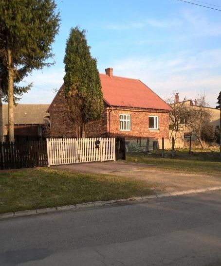 dom wolnostojący, 4 pokoje Broszkowice, ul. Klubowa