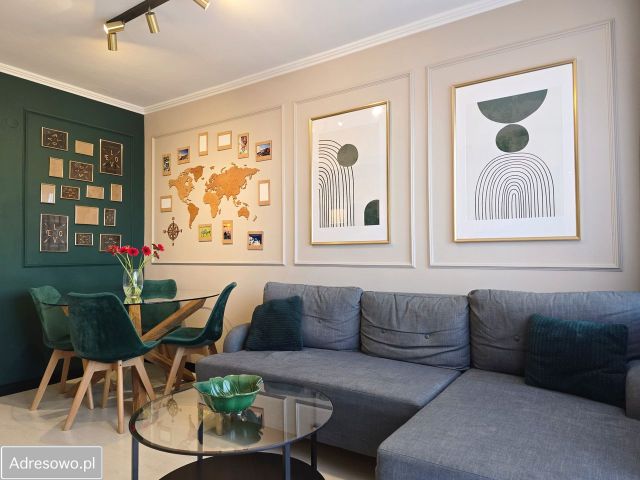 Mieszkanie 3-pokojowe Bytom Śródmieście, ul. Szkolna. Zdjęcie 1