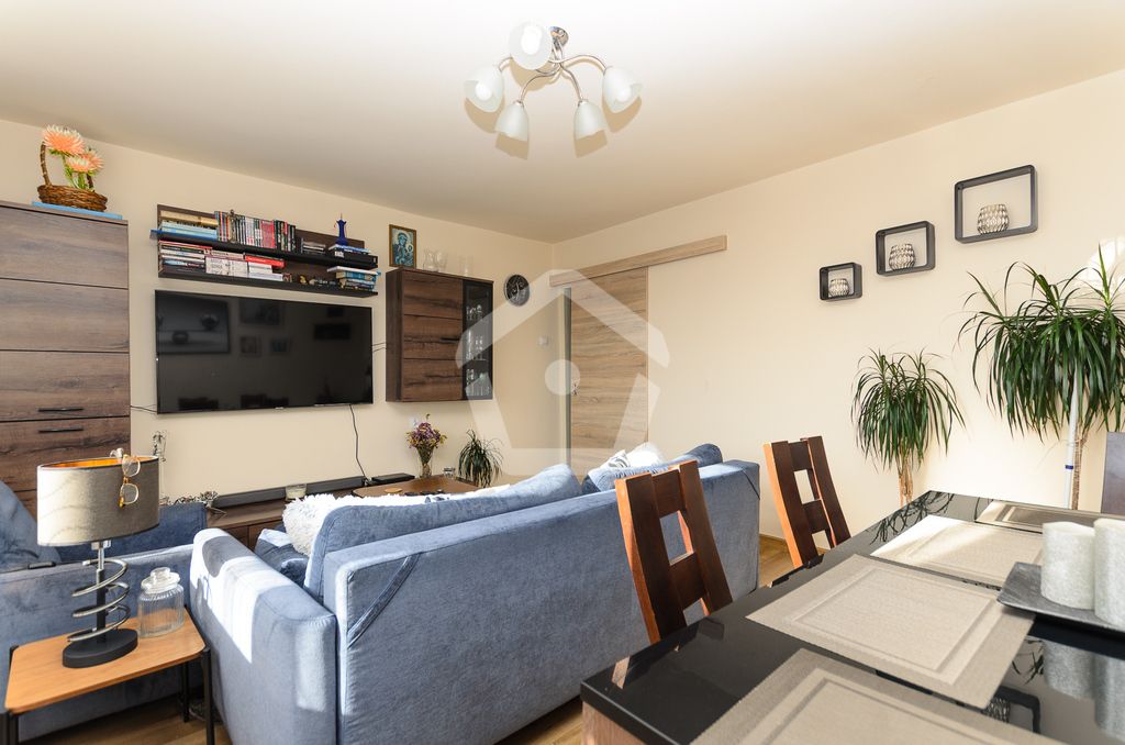 dom wolnostojący, 6 pokoi Trzciana. Zdjęcie 9