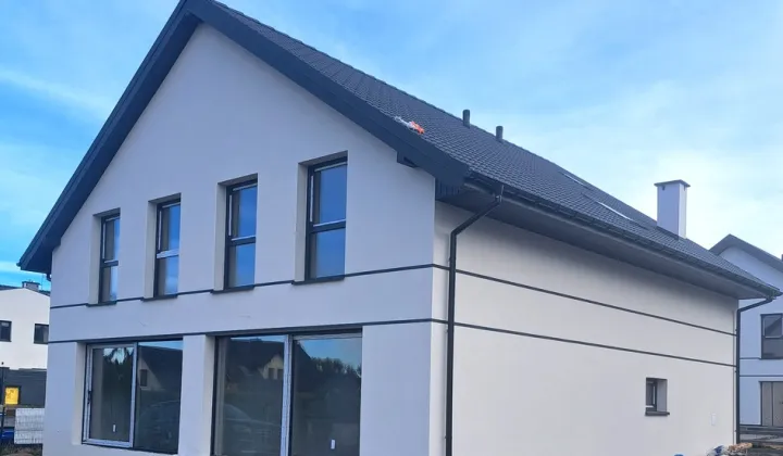 bliźniak, 4 pokoje Dołuje