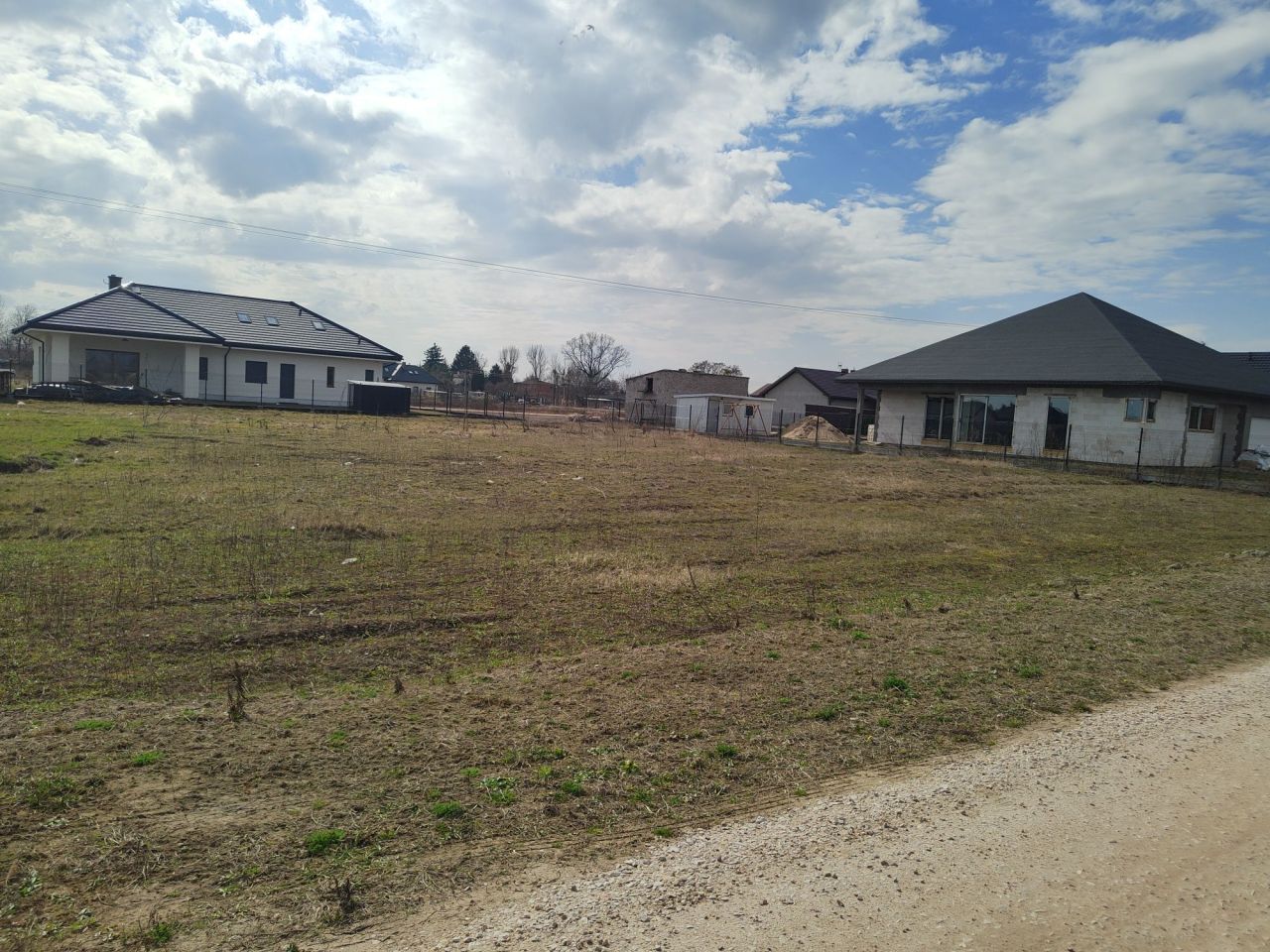 Działka budowlana Rozlazłów. Zdjęcie 1