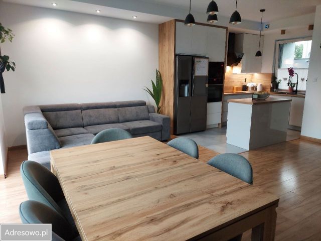 dom szeregowy, 4 pokoje Radwanice, ul. Dębowa. Zdjęcie 1