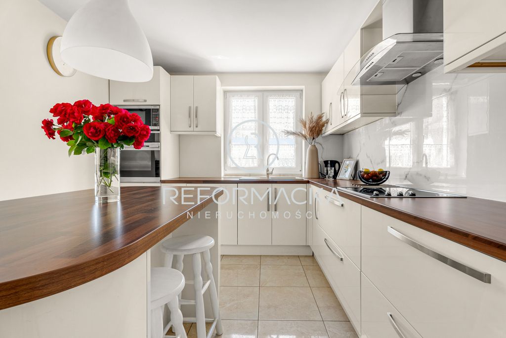 dom wolnostojący, 6 pokoi Wysoka Głogowska. Zdjęcie 4