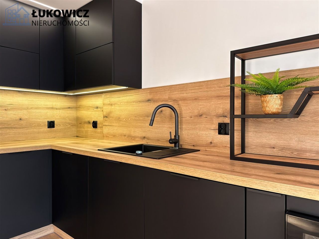 Mieszkanie 4-pokojowe Czechowice-Dziedzice. Zdjęcie 8