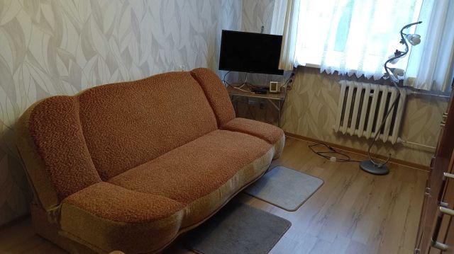 Mieszkanie 1-pokojowe Starorypin Prywatny. Zdjęcie 1