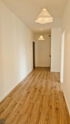 Mieszkanie 2-pokojowe Zabrze, ul. gen. Charlesa de Gaulle'a. Zdjęcie 10