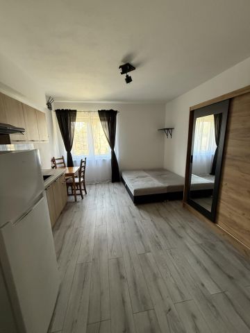 Mieszkanie 1-pokojowe Kajetany, ul. Rolna. Zdjęcie 1