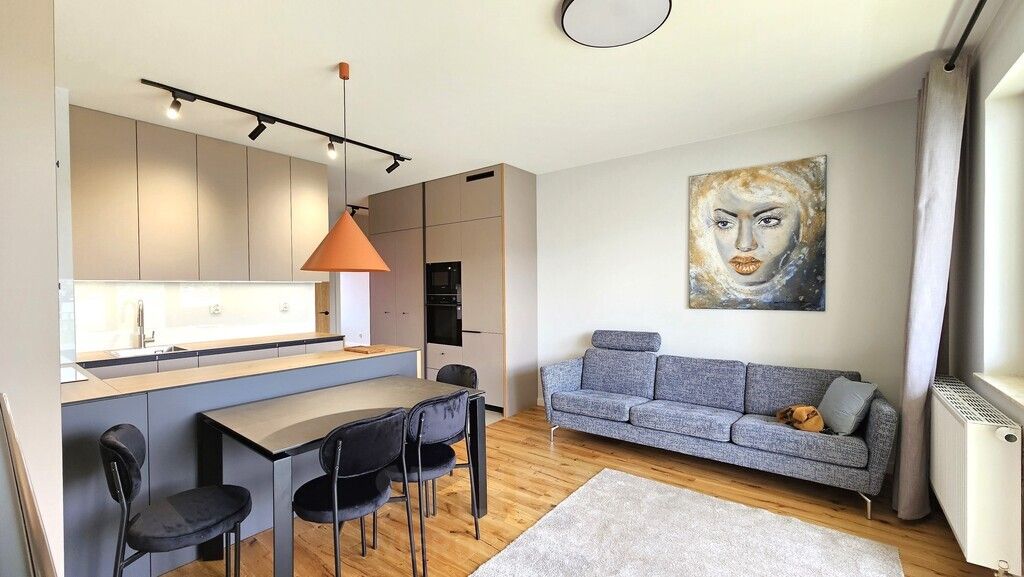 Mieszkanie 4-pokojowe Kraków Podgórze, ul. Walerego Sławka. Zdjęcie 3