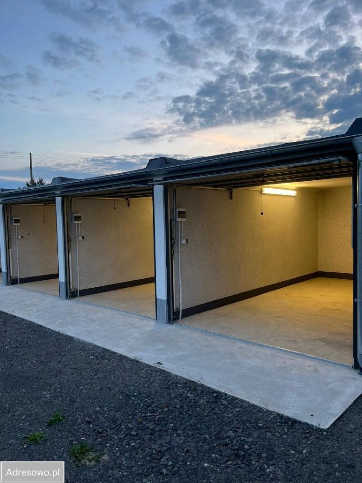 Garaż/miejsce parkingowe Wiechlice. Zdjęcie 7