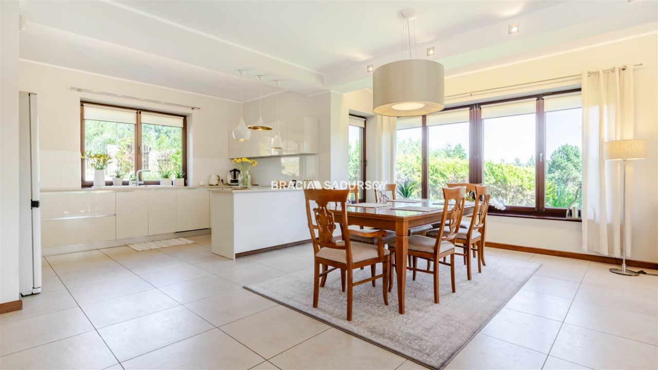 dom wolnostojący, 6 pokoi Mogilany. Zdjęcie 9