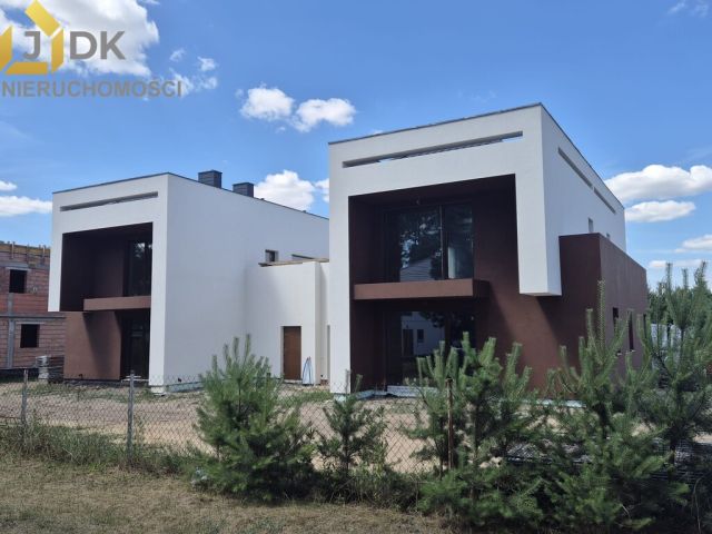 inny, 4 pokoje Altanka. Zdjęcie 4