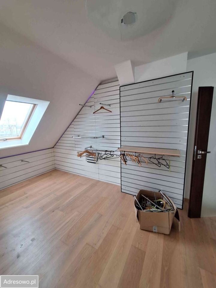 dom wolnostojący, 5 pokoi Postolice. Zdjęcie 10