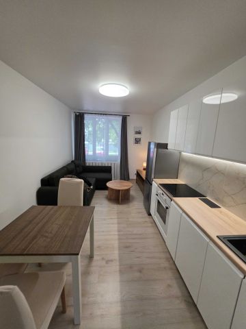 Mieszkanie 2-pokojowe Warszawa Praga-Południe, ul. Stanisława Augusta. Zdjęcie 1