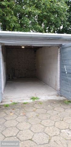 Garaż/miejsce parkingowe Łódź Radiostacja, ul. Konstytucyjna. Zdjęcie 1