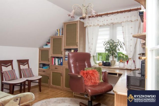 dom wolnostojący, 6 pokoi Jarosławiec. Zdjęcie 11