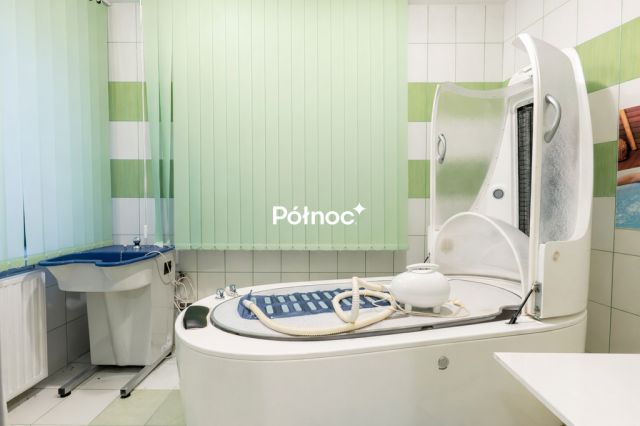 dom wolnostojący, 30 pokoi Faściszowa. Zdjęcie 10
