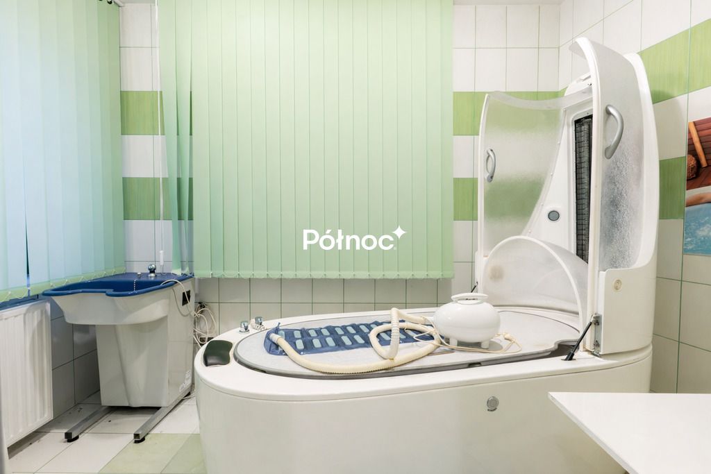 dom wolnostojący, 30 pokoi Faściszowa. Zdjęcie 10