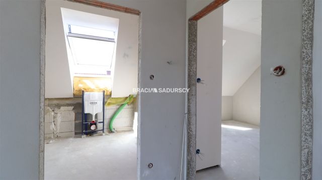 dom wolnostojący, 4 pokoje Karniów. Zdjęcie 13