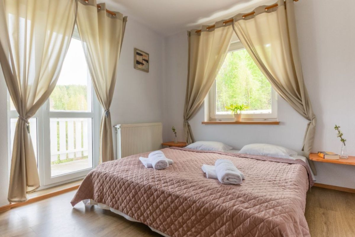 dom wolnostojący, 13 pokoi Borowice. Zdjęcie 11