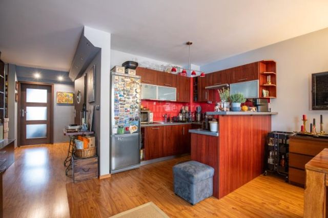 Mieszkanie 3-pokojowe Kraków Dębniki, ul. Lubostroń. Zdjęcie 3