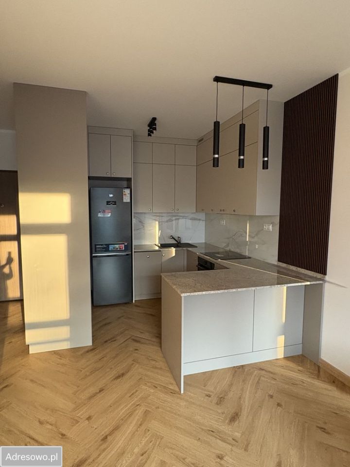 Mieszkanie 3-pokojowe Piastów, al. Wojska Polskiego. Zdjęcie 10