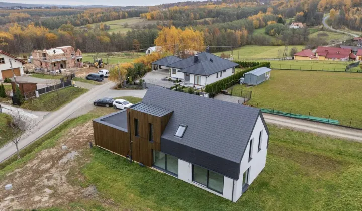 dom wolnostojący, 5 pokoi Siedliska