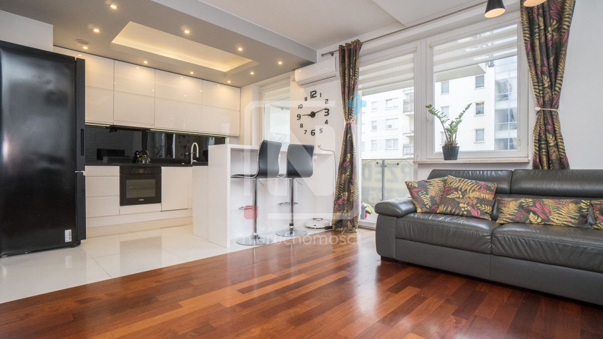 Mieszkanie 3-pokojowe Warszawa Ursus, ul. Skoroszewska. Zdjęcie 2