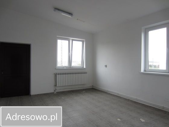 Hala/magazyn Russocice. Zdjęcie 10