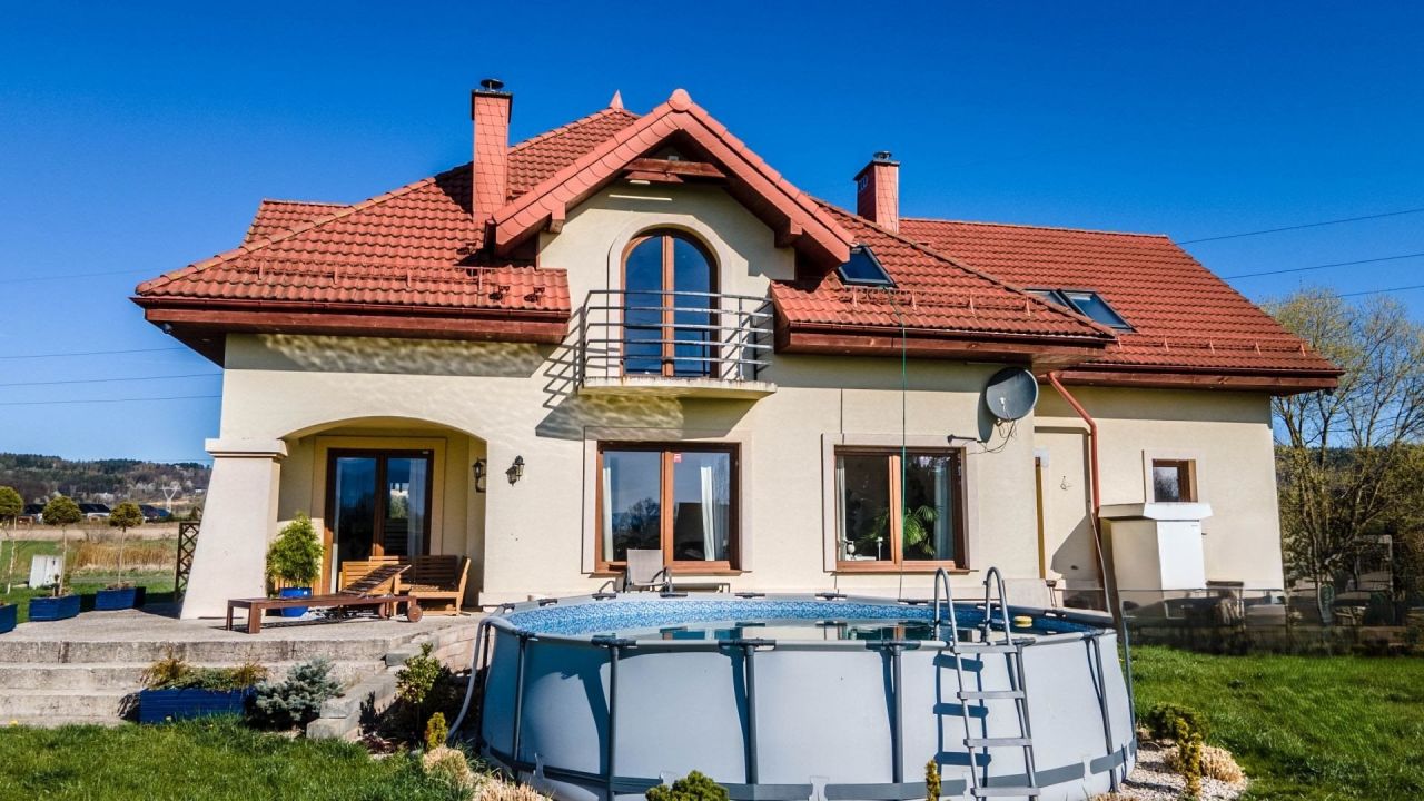 dom wolnostojący, 6 pokoi Wojcieszyce. Zdjęcie 1