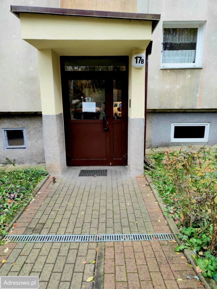 Mieszkanie 3-pokojowe Gdynia Karwiny, ul. Konstantego Ildefonsa Gałczyńskiego. Zdjęcie 12