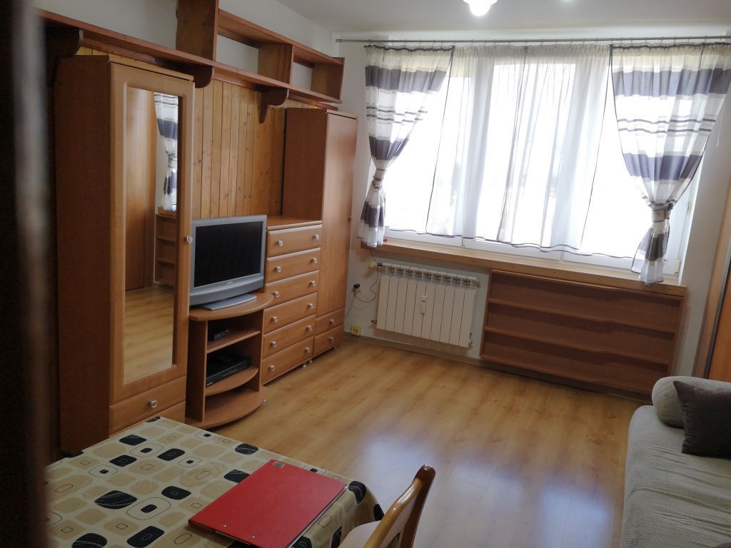 Mieszkanie 2-pokojowe Pisz, ul. dr. Władysława Klementowskiego. Zdjęcie 2