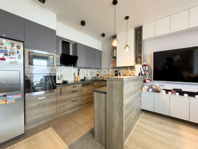 Mieszkanie 4-pokojowe Łódź Górna. Zdjęcie 5