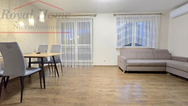 Mieszkanie 3-pokojowe Wrocław Śródmieście, ul. ks. Konstantego Damrota. Zdjęcie 1
