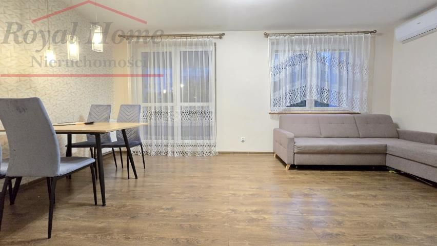 Mieszkanie 3-pokojowe Wrocław Śródmieście, ul. ks. Konstantego Damrota. Zdjęcie 1