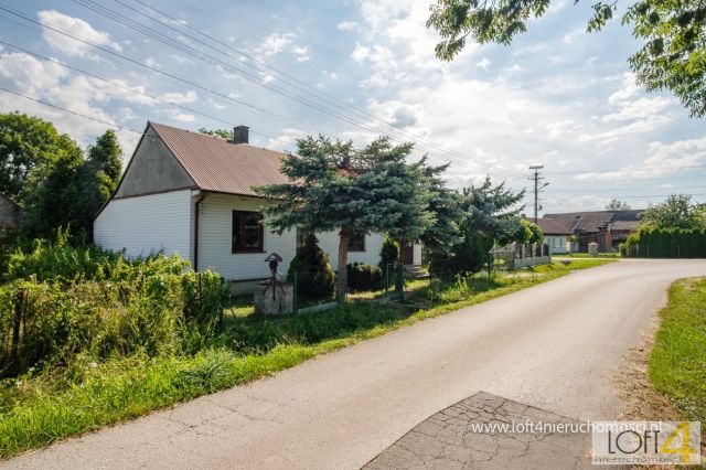 dom wolnostojący, 4 pokoje Strzelce Małe. Zdjęcie 1