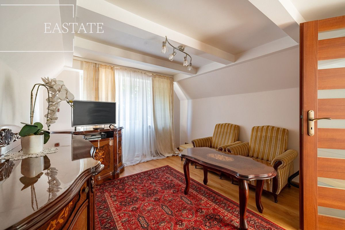 dom wolnostojący, 12 pokoi Warszawa Wawer, ul. Wzorzysta. Zdjęcie 14