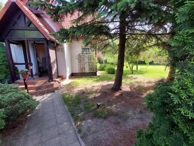 dom wolnostojący, 3 pokoje Jagodne Wielkie. Zdjęcie 1