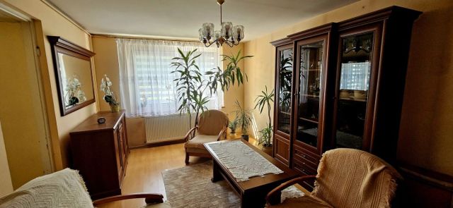 dom wolnostojący, 5 pokoi Mrozów. Zdjęcie 2