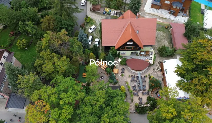 Hotel/pensjonat Karpacz, ul. Konstytucji 3 Maja