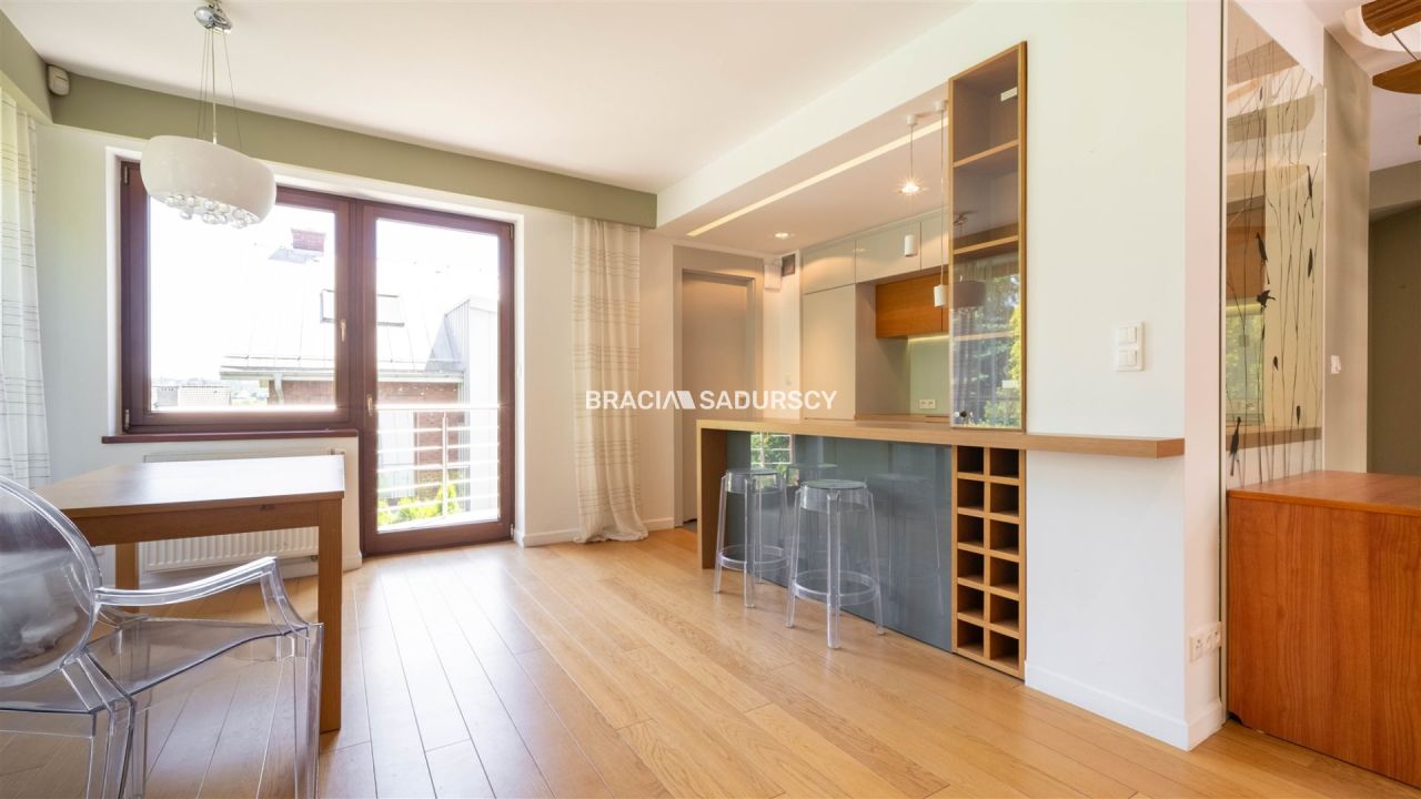 Mieszkanie 4-pokojowe Brzyczyna. Zdjęcie 19